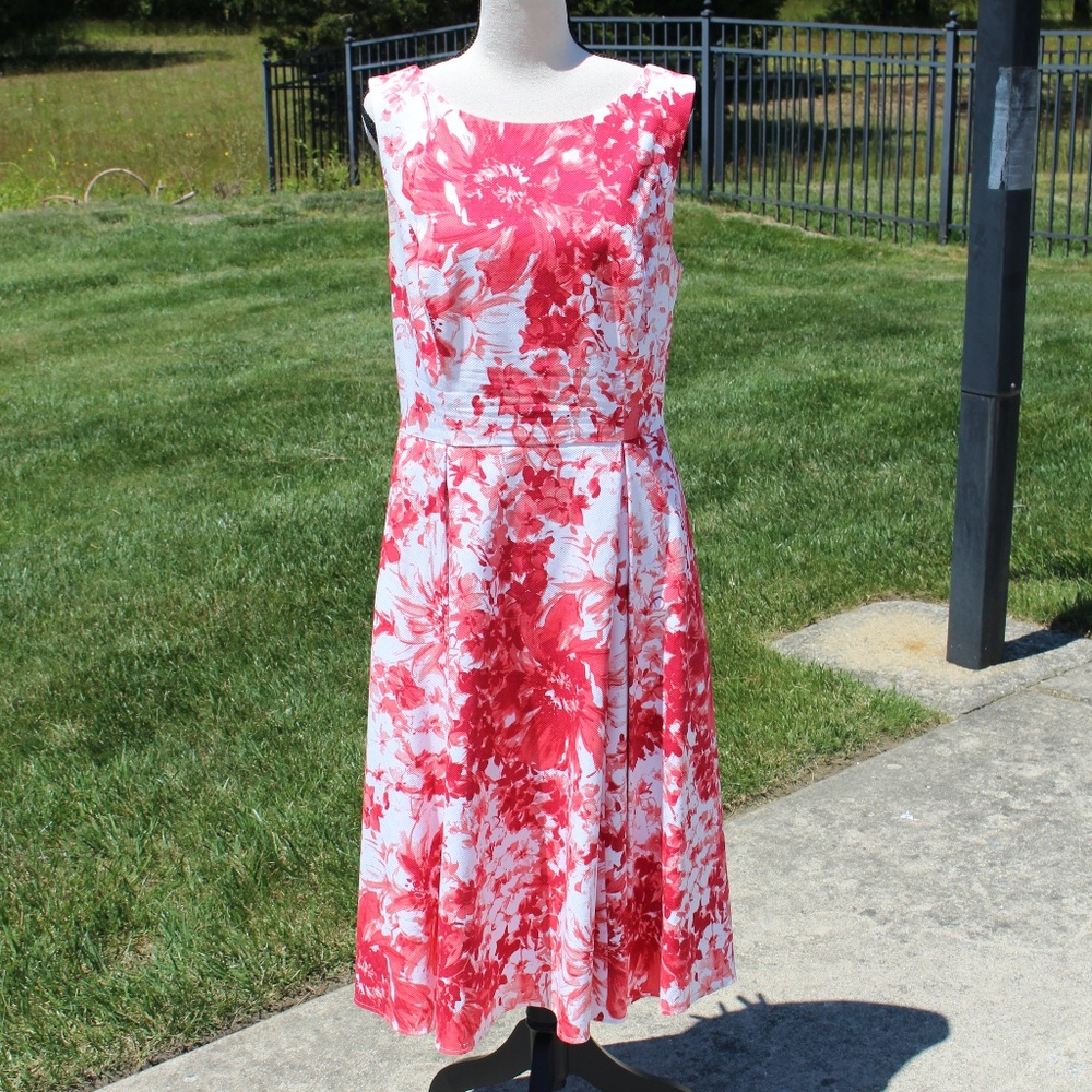 Adrianna Papell, sleeveless floral dress